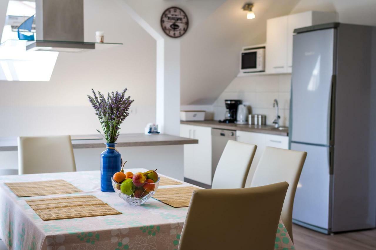 Apartman Iva Zara Eksteriør billede